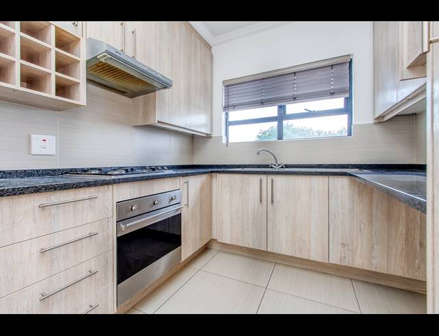 3 BEDROOM APARTMENT RENTED IN WILGEHEUWEL